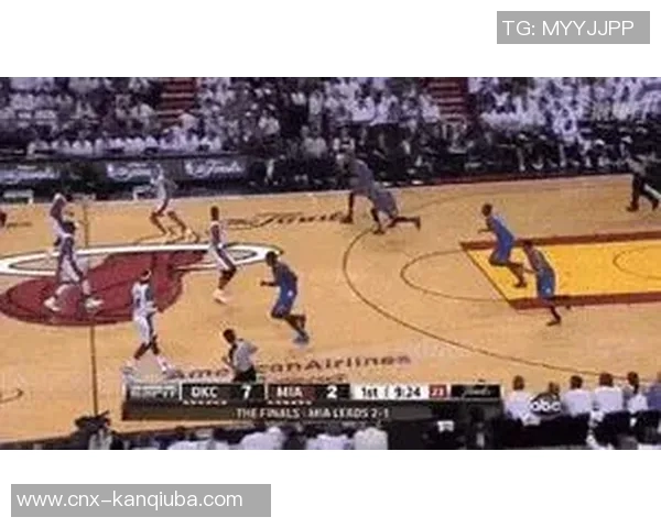 2012年NBA总决赛热火与雷霆的巅峰对决回顾与精彩瞬间分析